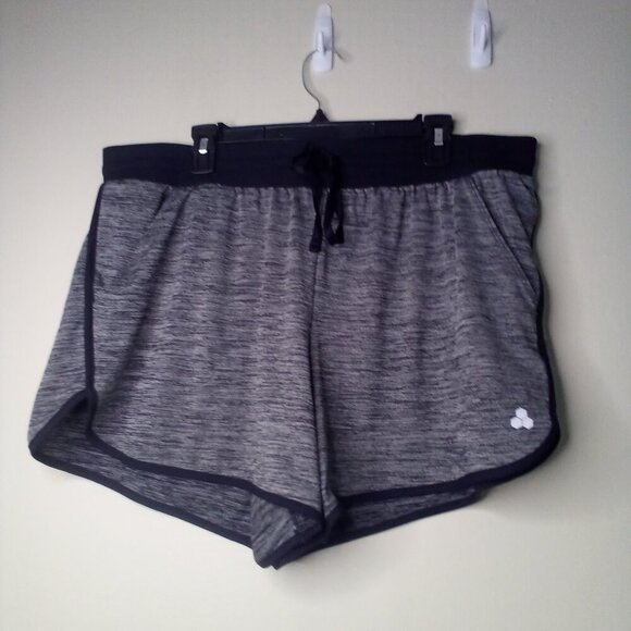 Tek Gear Workout Gear Shorts Women XXL Running Active Athletic Gray Black - Picture 3 of 16